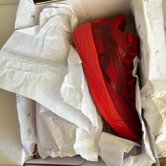 NIB Puma Stewie 2 Basketball Shoe
Ruby Urban Red-Intense Red Ladies 8 - Picture 13 of 13